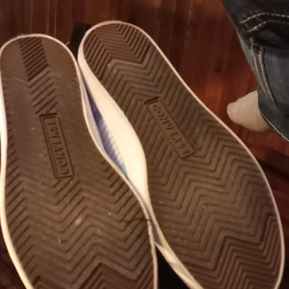 Pair of 6.5 converse slip on blue and white stripe shoes - Picture 2 of 4